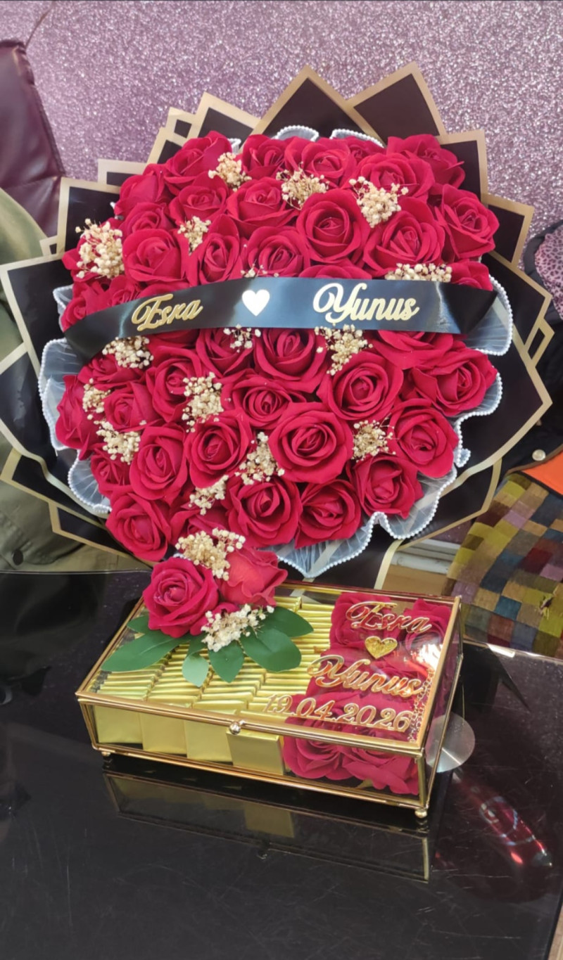 Yapay 41 GÜl Ve Çİkolata